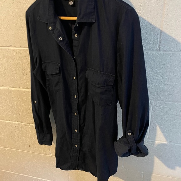 Snap Button Tailored Shirt - Picture 3 of 3